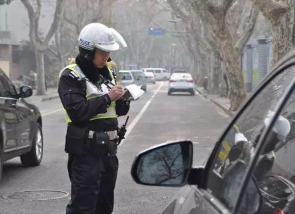 #晨株洲#怎样才能在 2020 年拿到终身驾照？这三点必须做到