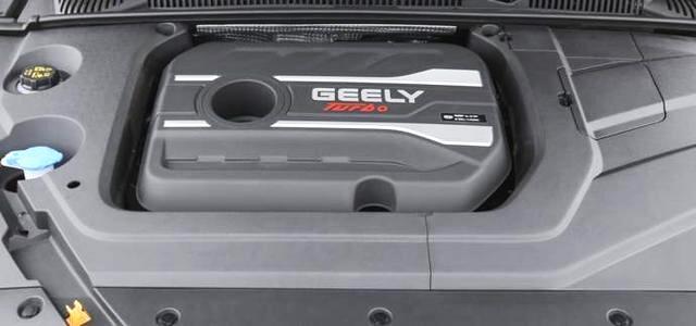 「车心不悔」谁是运动轿车的C位首选？，TA动力同级最强，油耗才5L