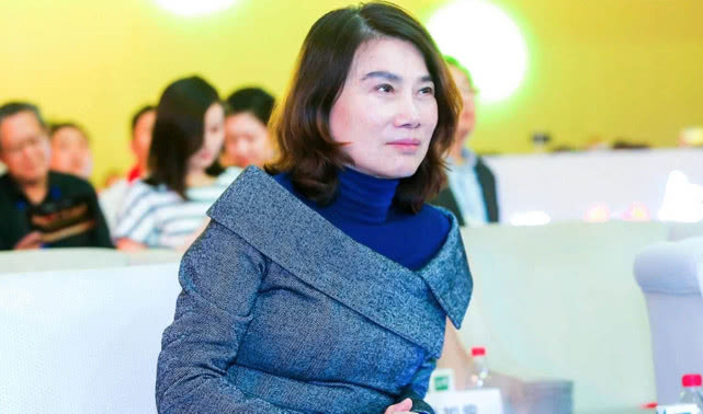 新能源电动车知识@董明珠的汽车已上市，被称“国产埃尔法”，看到价格，你会买吗？