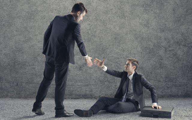 「猫扑网」工作非常努力，但是未能得到晋升，八字看你未来何时能升职加薪