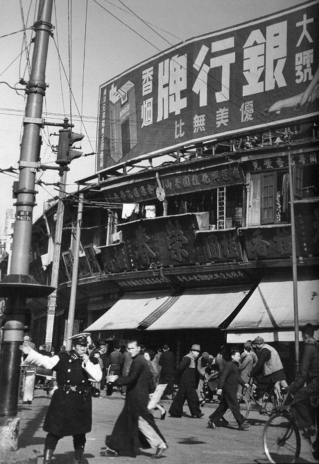 笙箫尽陌@他被捕入狱，出狱后爱人已嫁做他人妻，妻子说这句话让他死心