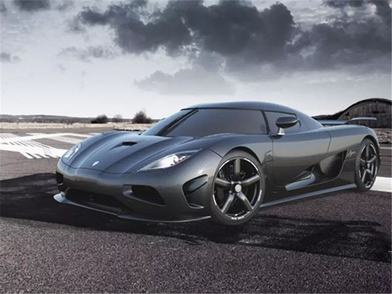 「瑶瑶说车讯」土豪都不出远门吗？为什么高速上看不到超跑？车主：跑完很憋屈！