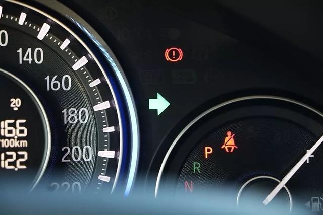 汽车评中评■用车技巧 | 小白车主看过来，学会这三招轻松排查车辆隐患