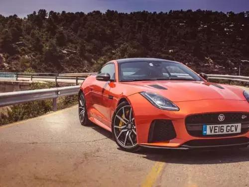 [大美临沂早知道]老司机易犯错：油箱见底才加油、方向盘打死、离合不踩到底就挂挡