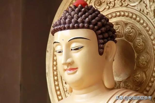 励志搞笑君@不管多苦多累多难，都要坚强，没有人能陪你走一辈子，要适应孤独