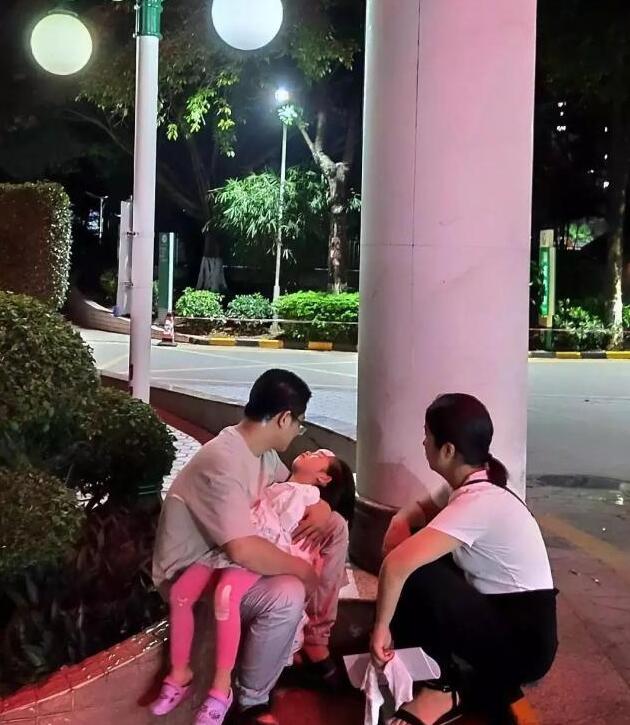 小麦子聊情感@没见过生命的沉重,就不会知道它有多严肃