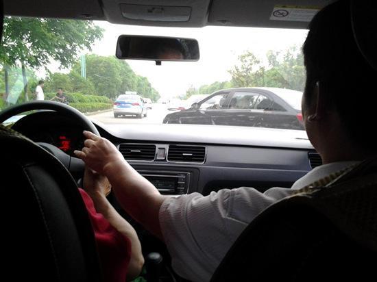 文艺汽车达人@为什么大多数人拿到驾照后，再也不跟教练联系？教练说出了实话