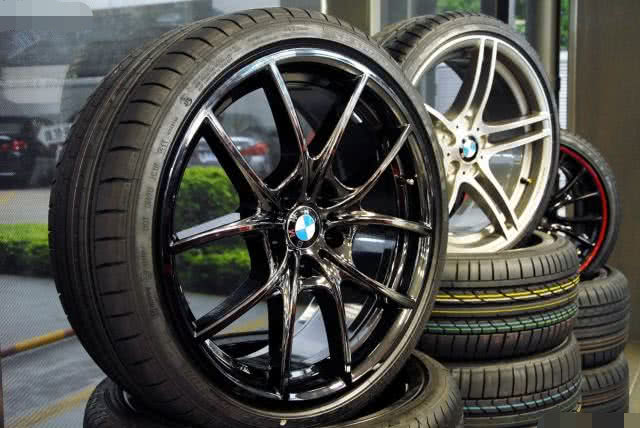 新能源电动车知识：备胎用不用换？维修师傅：不换，等着它“撂挑子”就来不及了