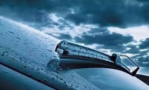 众卡之友@行车视线的保障，雨刮器的维护不能忘