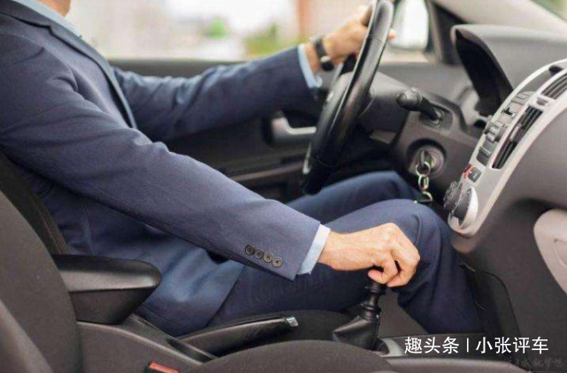 「小张评车」怎么能判断出来一个人开车技术好坏？老司机：看这几个细节就行
