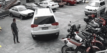 「武进电视台」姐姐倒车，妹妹被撞身亡！你看不到的这些地方很致命