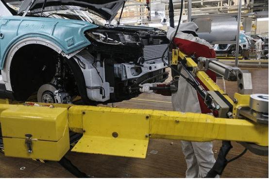 家有汽车@号称永不倒闭的巨头最终倒下，曾是中国第一，如今负债8亿