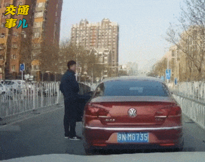 条山高速公安交警@一组动图提醒你：威风不在车速高 安全意识不能抛