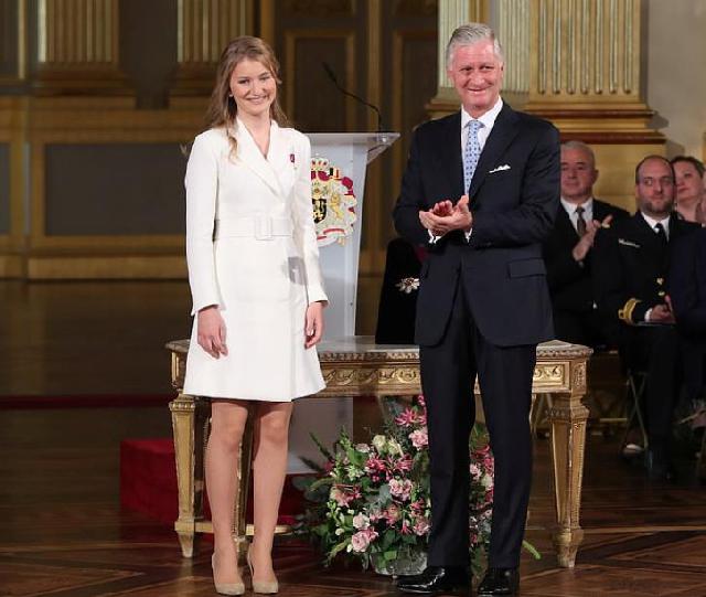 比利时公主满18岁迎隆重仪式 未来将成该国首位女王