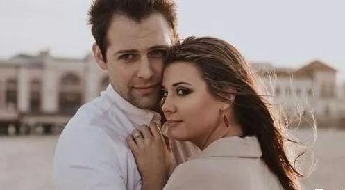 励志理想■研究发现：当一个女人有这些表现时候，你大胆的抱她，她不会拒绝