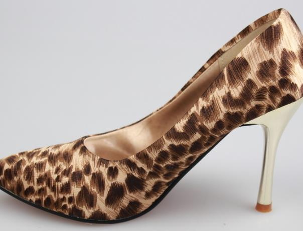 心灵沟通■心理测试：凭你的眼光，你觉得哪双鞋更贵？测你是否越老越有钱