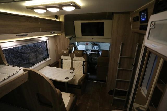 【小鱼儿和小番茄】德兴房车，我家的房子很小但院子很大