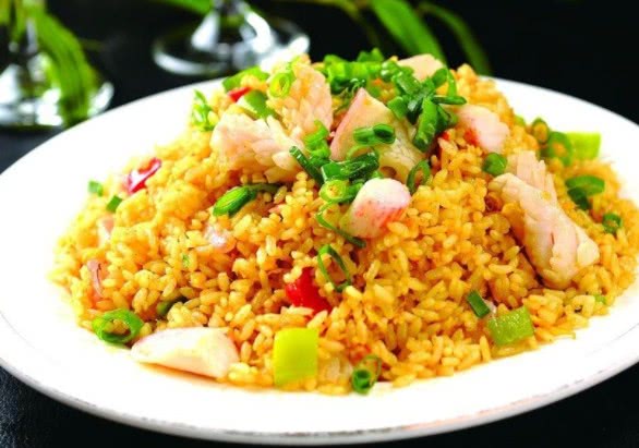 #小安汽车说#心理测试：哪一碗海鲜炒饭最鲜美？测出谁是你的贵人！