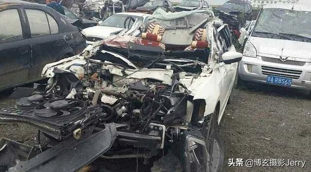 蛋蛋懂车@私家车报废年限又变了? 看完新规定, 车主: 这是存心不让我开车啊！nn           当我们购买一辆汽车的时候，后续的很