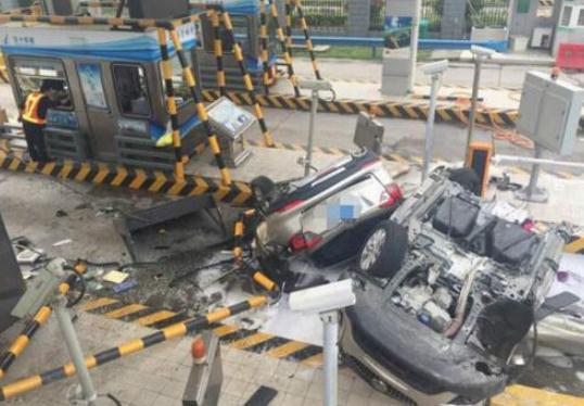 车家号：高速这个“隐形杀手”已伤害太多车主，崔永元怒说：为什么不取消