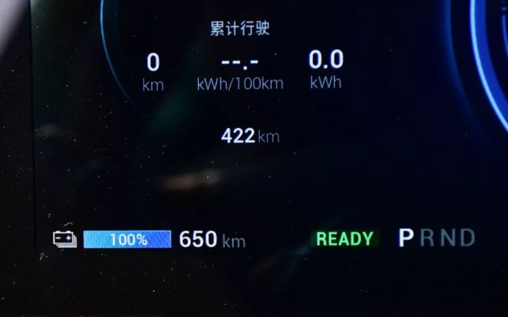 有车以后■20多小时不间断测试，这台号称全球续航最长的中国纯电SUV表现让人吃惊