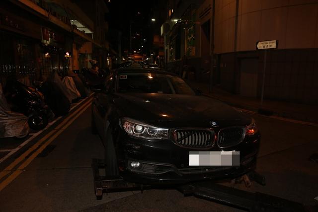 车与生活■90后女星酒后醉驾被捕！现场狼狈羞愧遮面，开40万豪车家产过亿