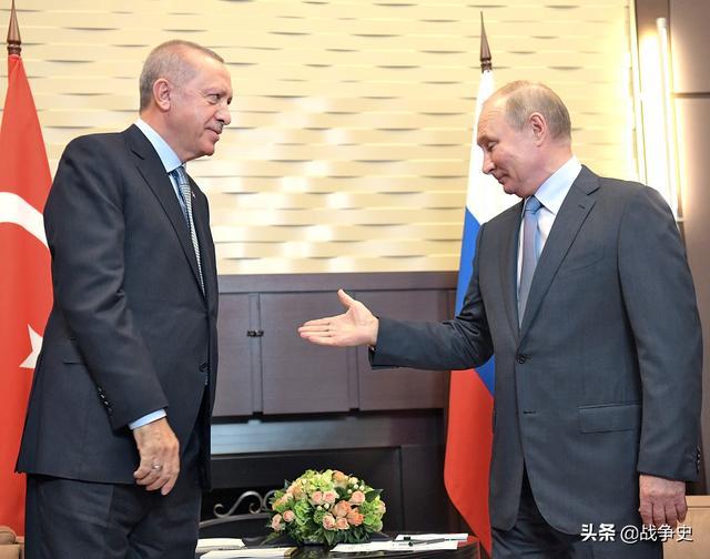 土耳其彻底怂了？俄罗斯七小时谈判逼退埃尔多安，库尔德衷心感谢