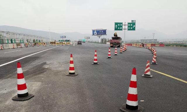 安全就一脚■你常经过的这个高速出口暂时封闭