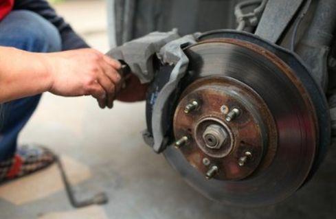 车家号■车子开了10万公里，这些东西一定要换了，否则有安全隐患！