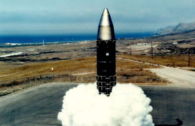 美军超级大炮3年内问世，射程上千公里堪比导弹，不是核大炮