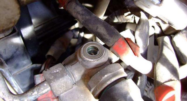 「王者小汽车」汽车空调加注制冷剂的步骤和方法