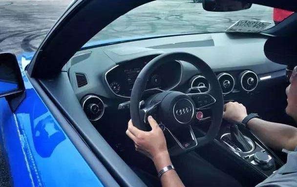 「车家号」高手开车一般都有的4个习惯，很多人只占2个，你有几个呢？