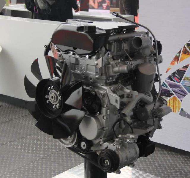 【依然观车】F1发动机只有1.6T为什么家用车不能使用？至今只有一个车企这么干