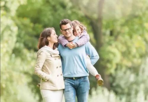 [专注感情生活]要让中年女人更爱你，就要从这六个方面满足她！你做到了吗？