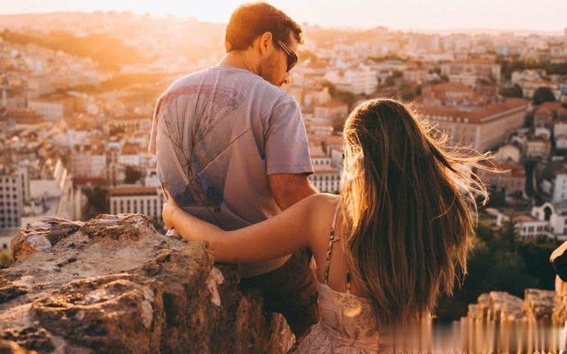 [一个人的森林世界]男生喜欢你的6个表现