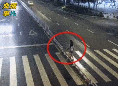 #马鬃山高速大队#一组动图警示你：礼让斑马线不应是一句空话！