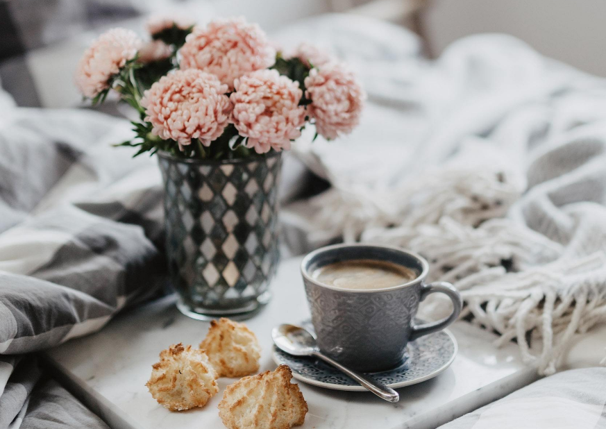 「空中凡星」有些人，只适合放在心里怀念，不适合再见面