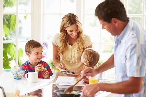 「心理观察家」一位长辈说：有福气的家庭，都会经常说这三句话