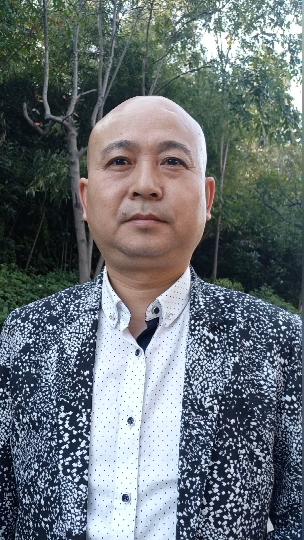 「校园留声机」做人千万不要忘了，留几张底牌