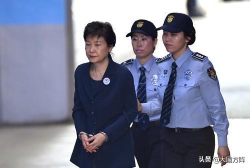 朴槿惠要“复活”：狱中指挥反文在寅大业！韩国政局谁说了算？