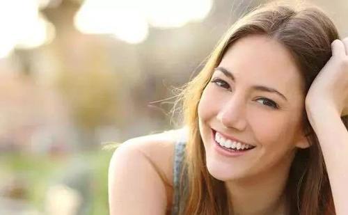 华云头条■女人到了中年，后半生要这样精致地活着