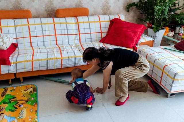 #小宋和小宝#“多个人帮忙带娃该多好！”可婆婆来了之后，宝妈反倒身心俱疲