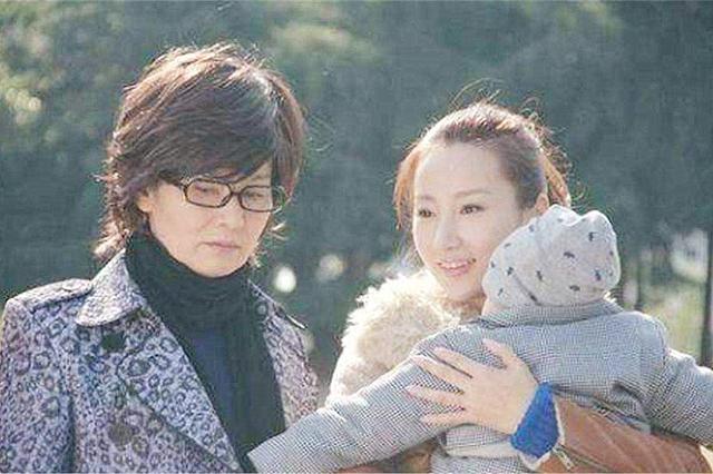 #小宋和小宝#“多个人帮忙带娃该多好！”可婆婆来了之后，宝妈反倒身心俱疲