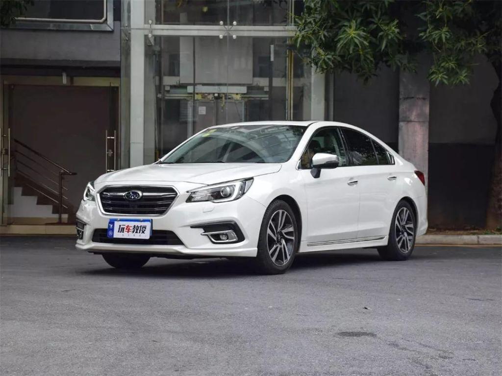 【小刘聊汽车】新手买车，哪些地方最容易白花冤枉钱？