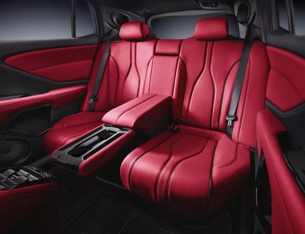 爱车车Acura：秋季车内静电太烦恼？我有办法