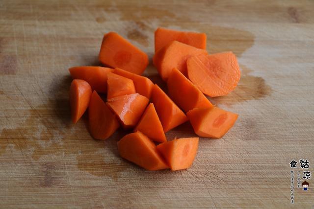 浅浅情感说■秋冬天气变冷吃什么暖胃？多喝这道汤，养胃驱寒又营养均衡