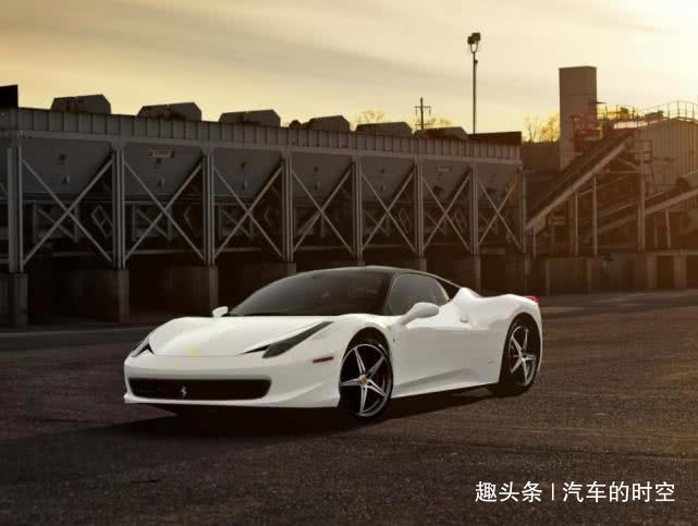 #汽车的时空#王思聪陪他看房，座驾限量版法拉利，今用过的吊水针被人公开叫卖