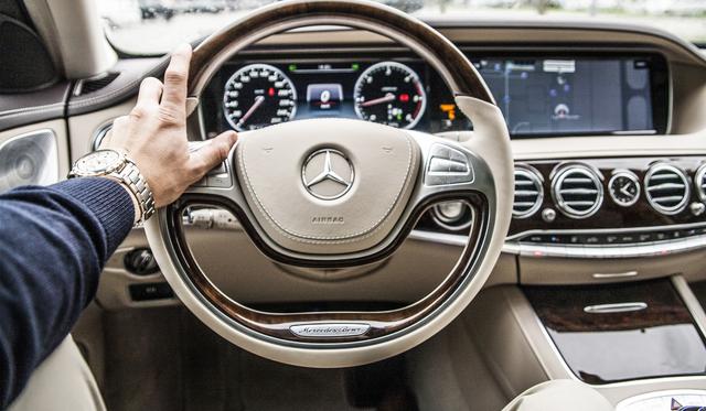 【选车中心】跑高速的时候你知道车速控制在多少范围之内才是最省油最安全的？