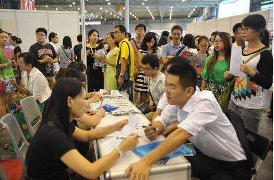 「漫漫职场路」面试官问：你什么时候可以入职，聪明人会这样回答！