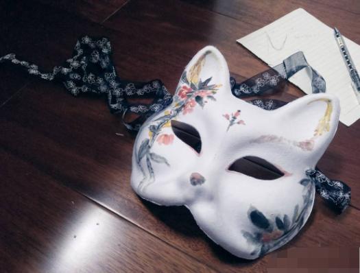 「转转说感情难题」心理测试：三个狐狸面具，你喜欢哪一个？测你魅惑人心的能力，准